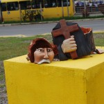 Vândalos atacam imagens sacras em Paulista