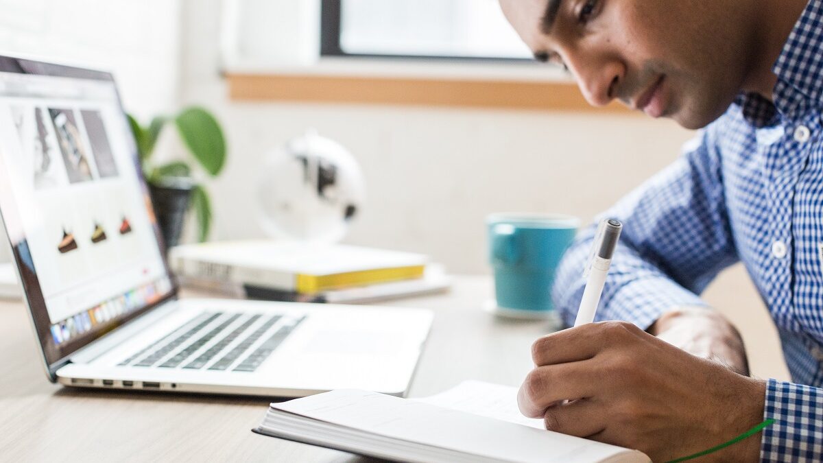 Cursos gratuitos a distância são oferecidos pelo SESI-PE