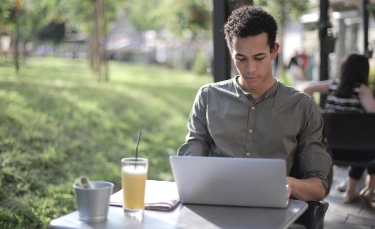 A Susep, Superintendência de Seguros Privados, publicou o edital de um novo concurso público para o preenchimento de 75 vagas imediatas, além da formação de cadastro reserva, em cargos de nível superior.